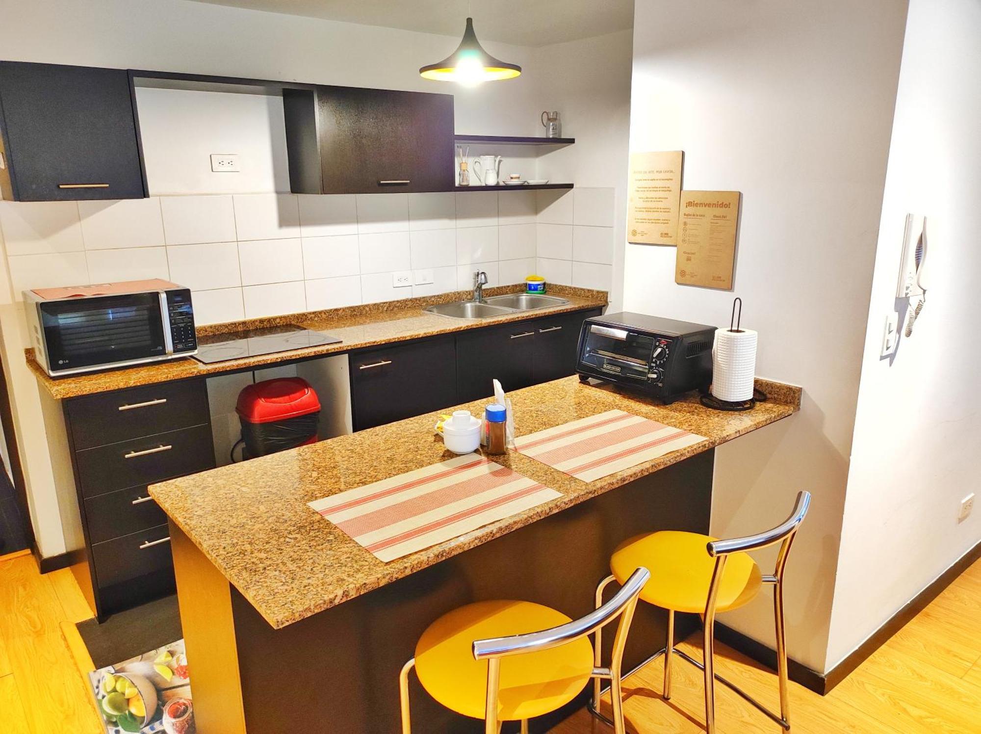 Coliving Ecuador Apartamentos Sector Swiss Hotel Quito Esterno foto