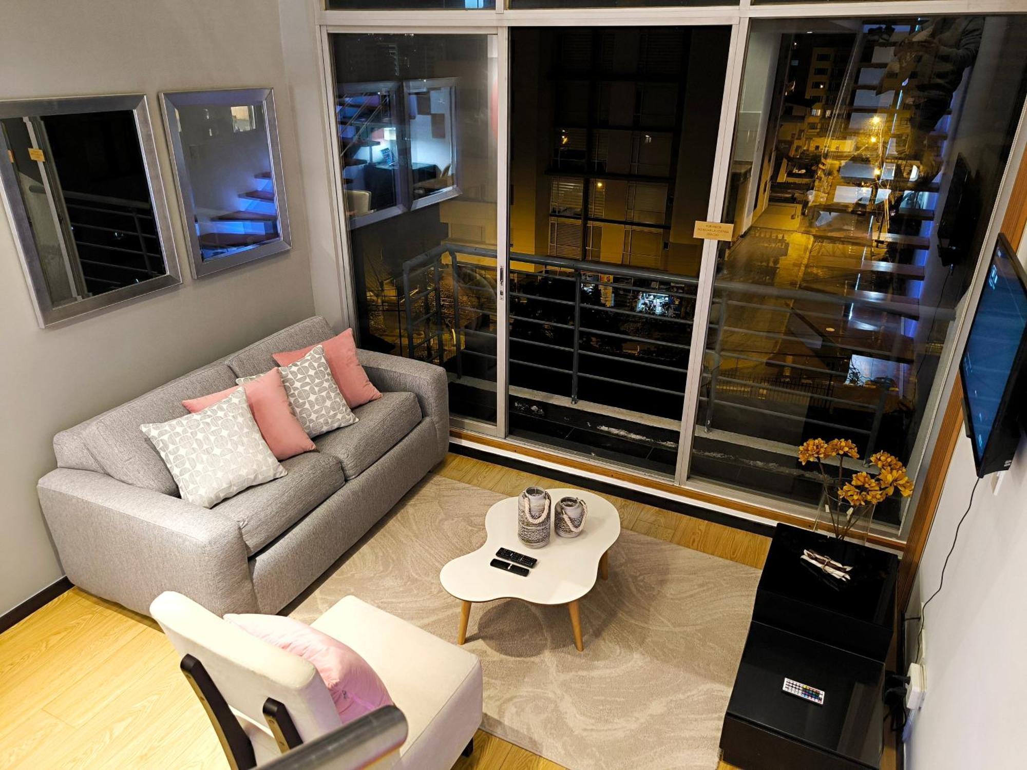 Coliving Ecuador Apartamentos Sector Swiss Hotel Quito Esterno foto